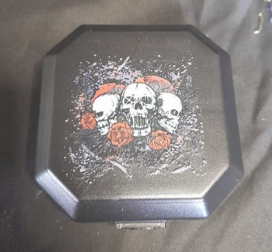 Pill box - 3 skull