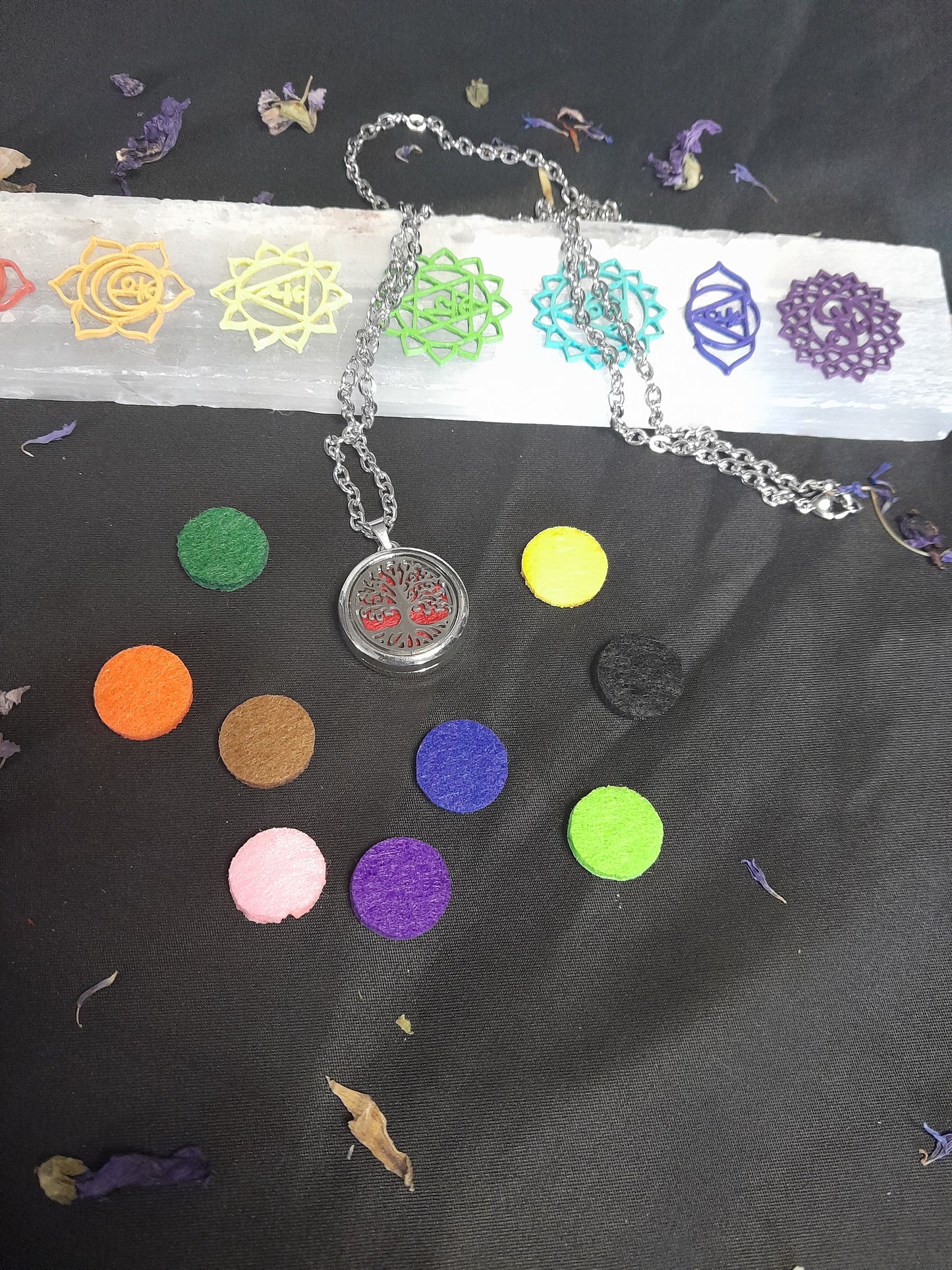 Aromatherapy necklace