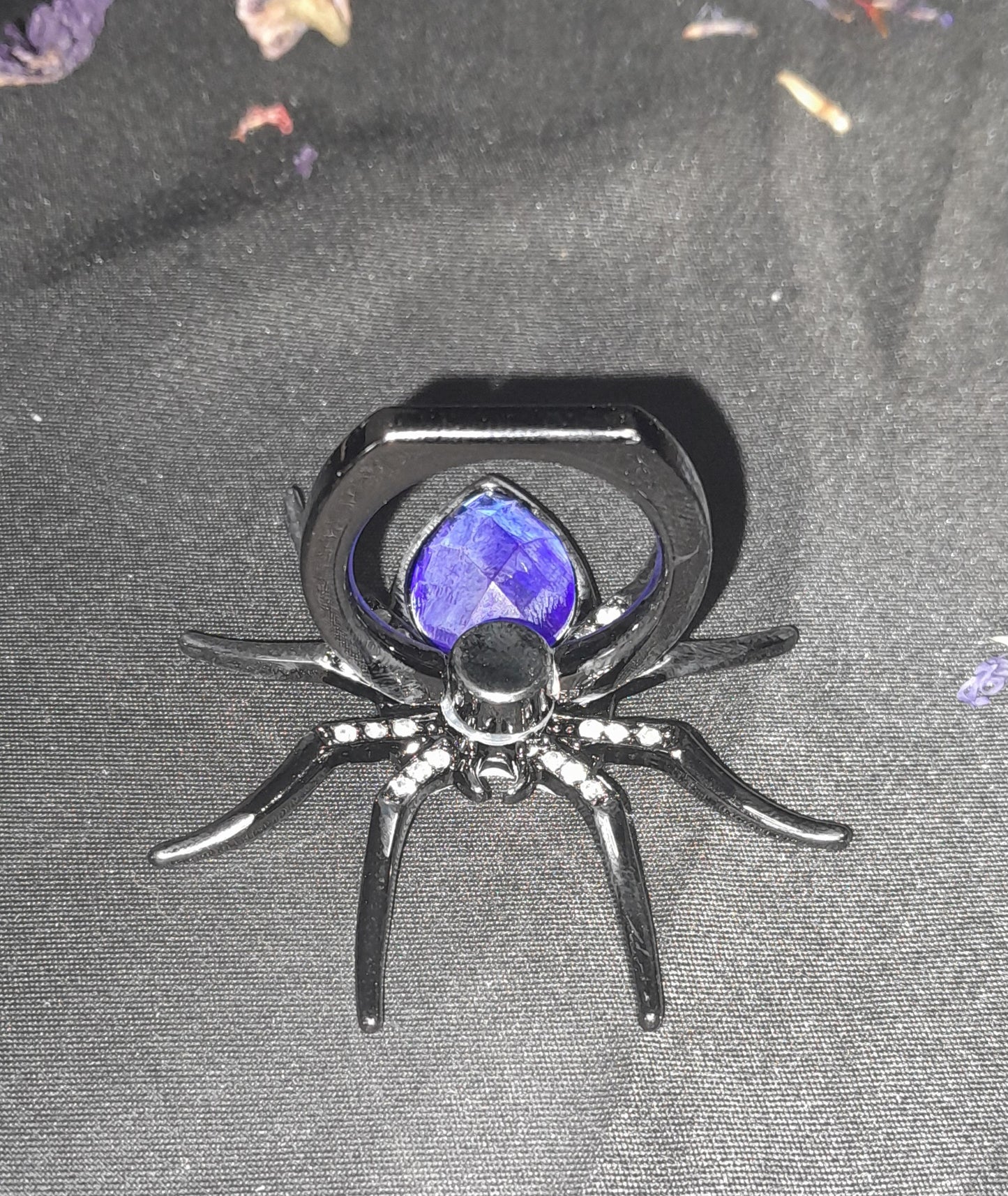 Blue spider phone grip