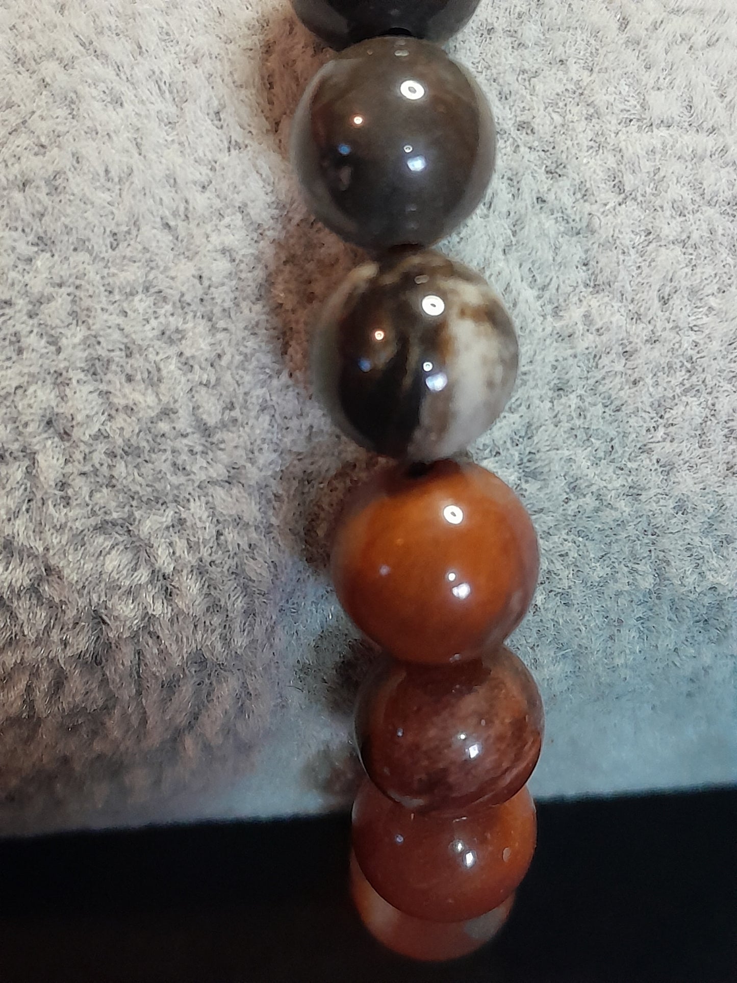 Bead bracelet - Petrified wood