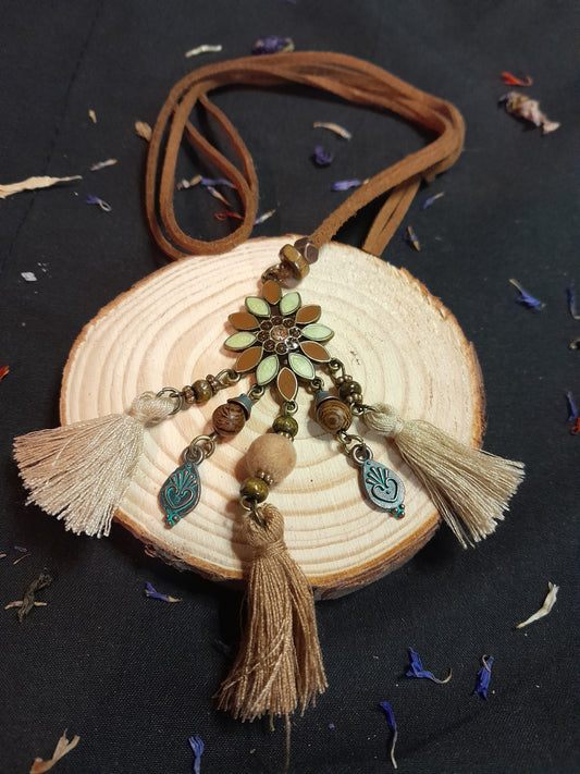 Natural necklace - style 2