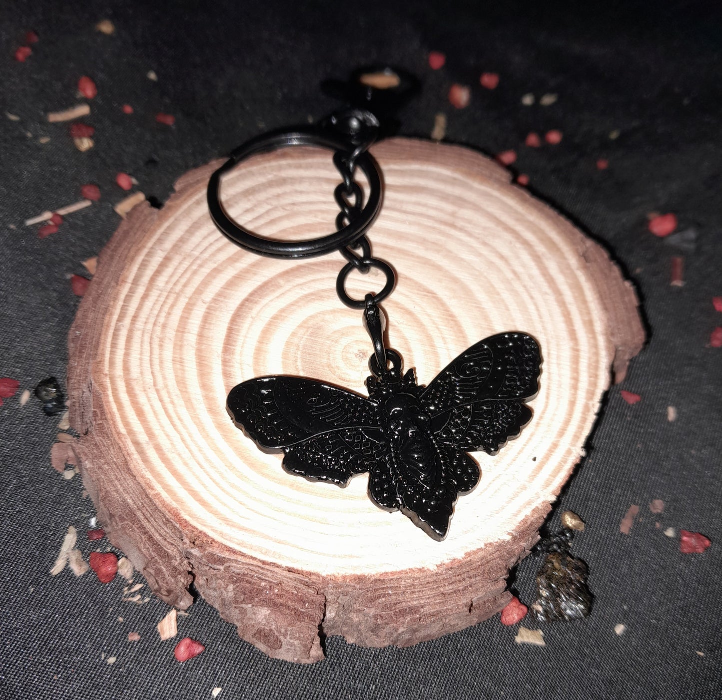 Dark butterfly keyring