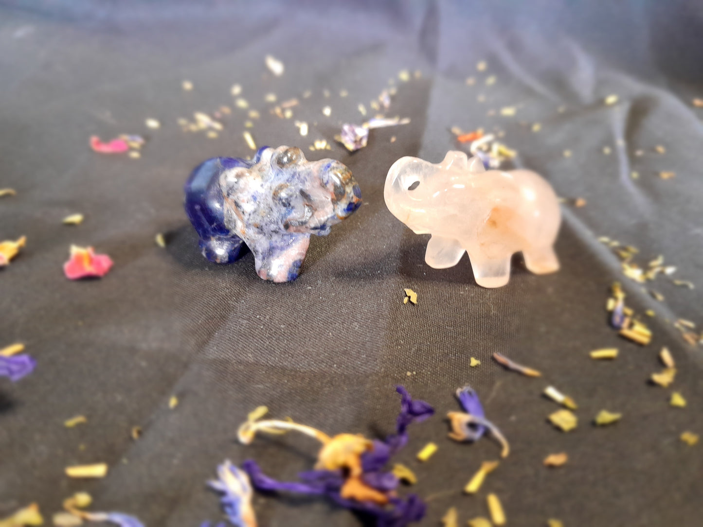 Crystal elephants - small