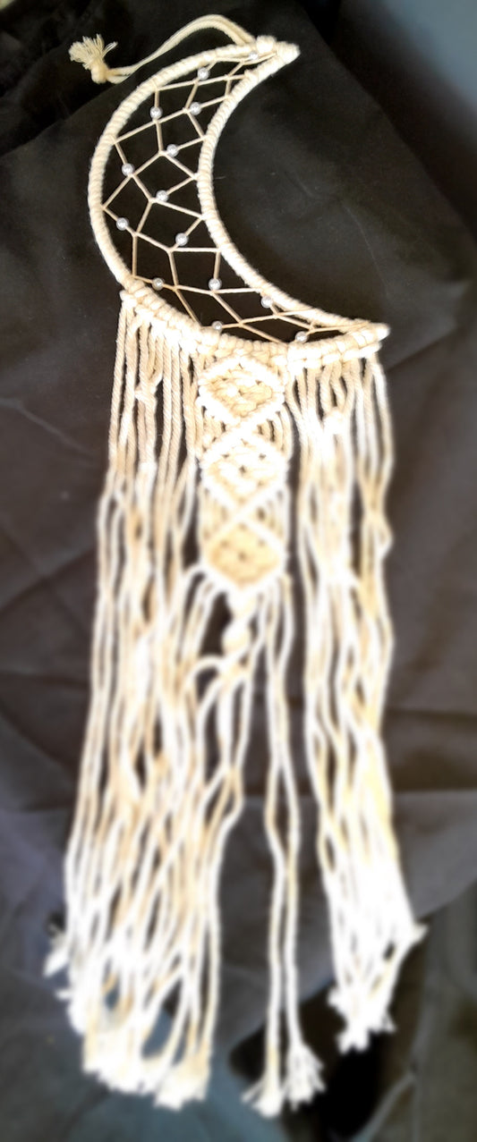 Moon macrame hanging - cream