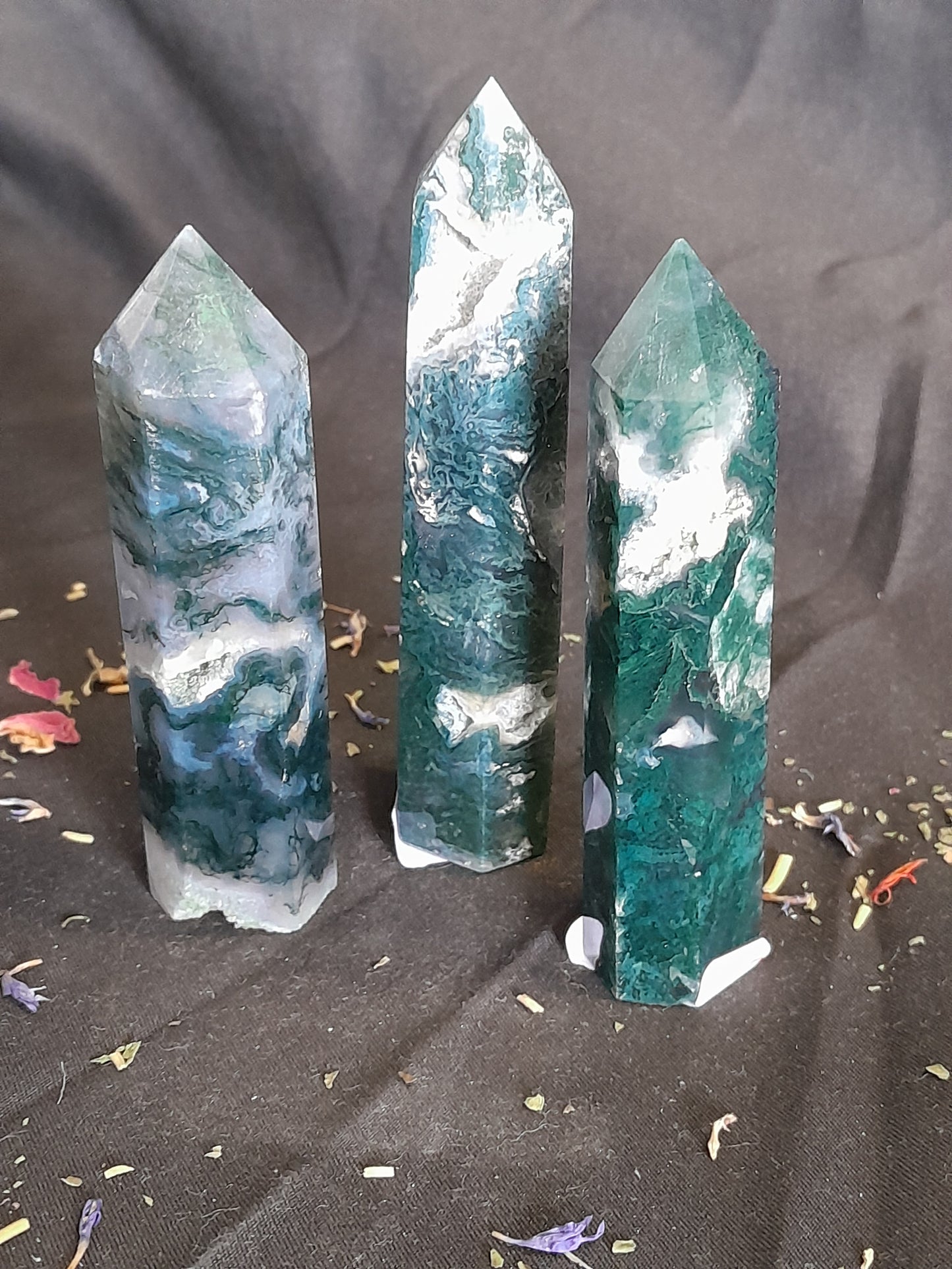 Moss Agate crystal points